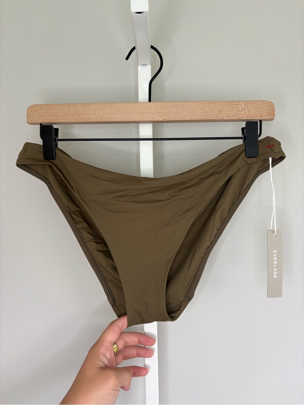 Everlane Nyle Bikini Bottoms Women’s Medium NWT Olive Green low Rise Swim